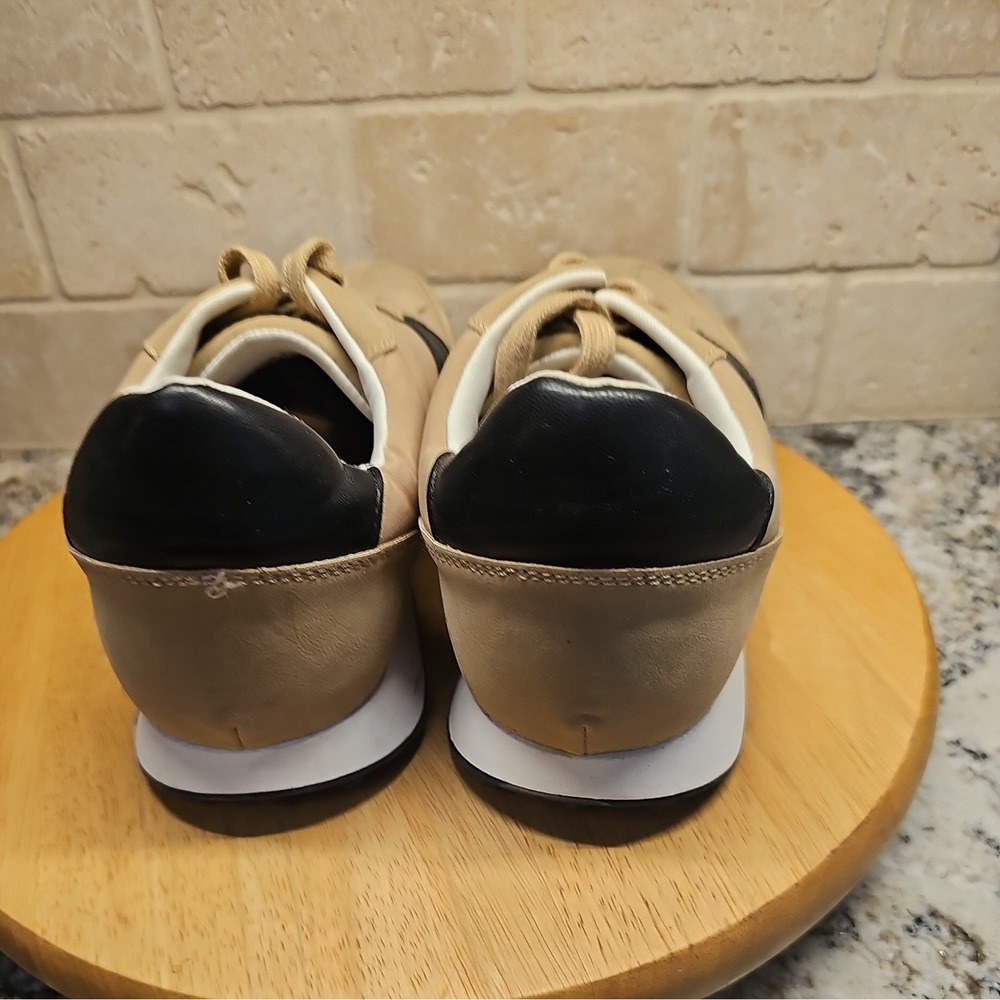 MIA fashion Sneakers Size 9 1/2 Worn Once MINT - Picture 6 of 11